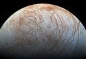 Астрономы вычислили необходимую глубину для поиска жизни на Европе спутника Юпитера