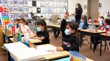 Мандаты на школьные маски в США снизили передачу коронавируса